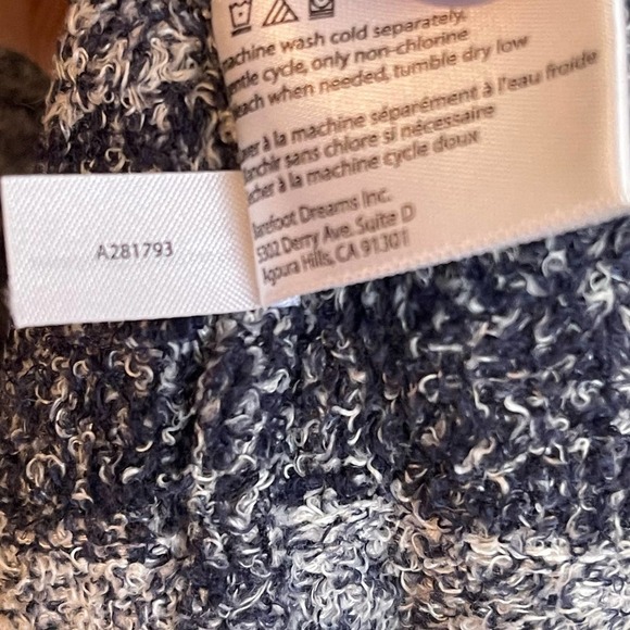 Barefoot Dreams Bamboo Chic Lite Calypso Wrap 436HS Size S/M - Picture 12 of 12